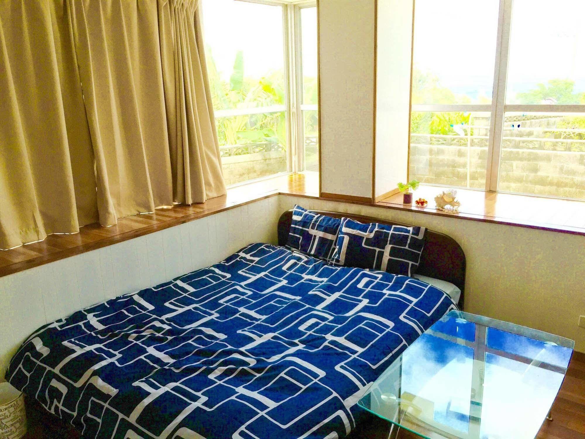 Guesthouse Seagull Village Motobu Esterno foto