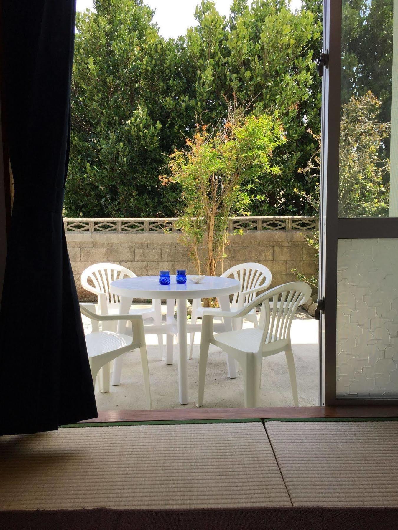 Guesthouse Seagull Village Motobu Esterno foto